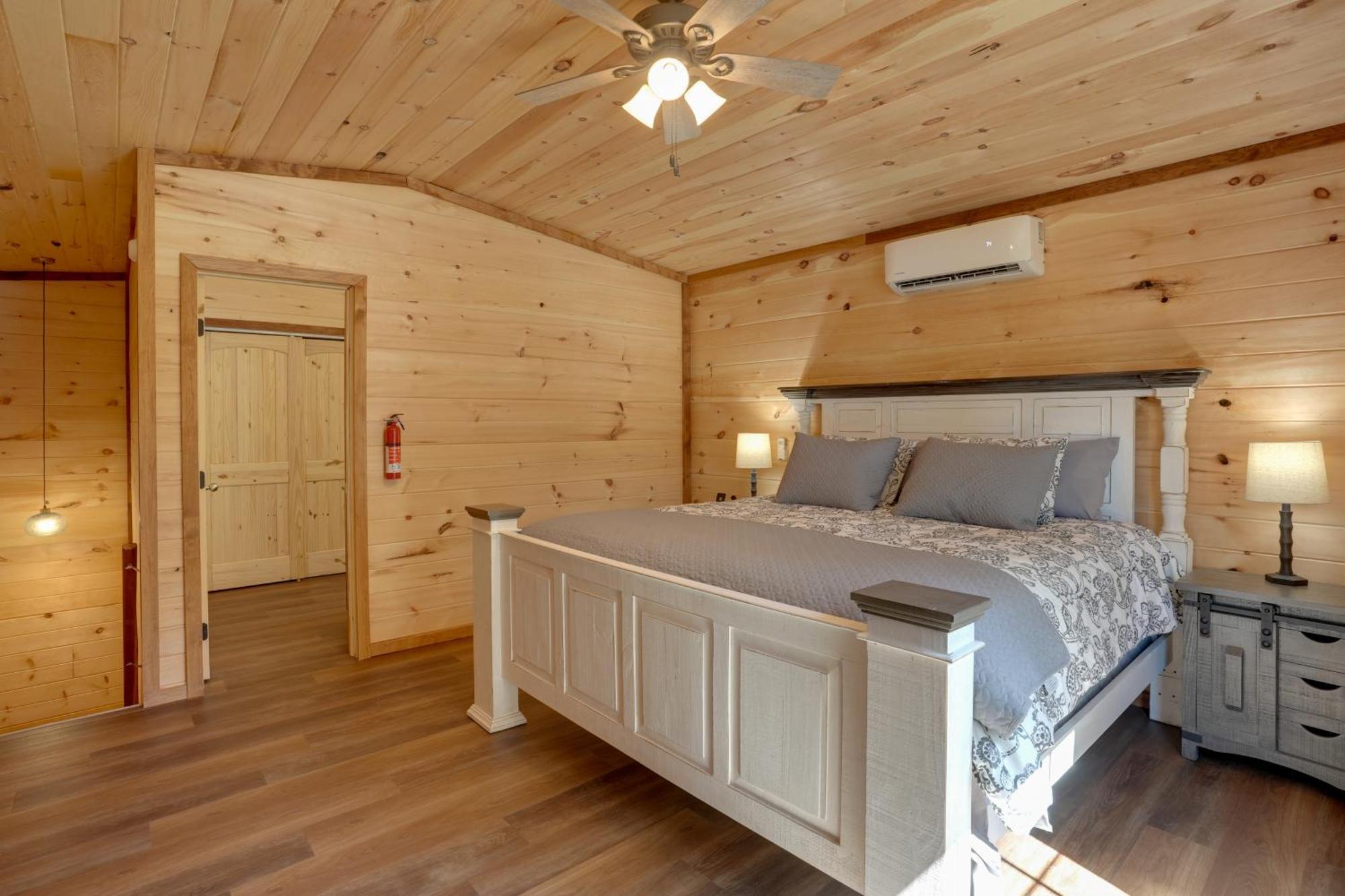 Lakeside Trenton Cabin On 7-Acre Property! Екстериор снимка