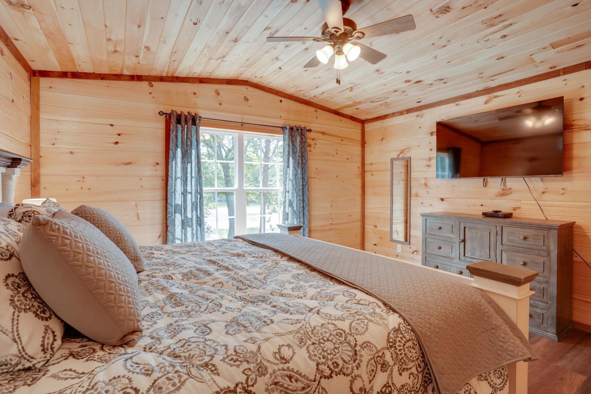 Lakeside Trenton Cabin On 7-Acre Property! Екстериор снимка