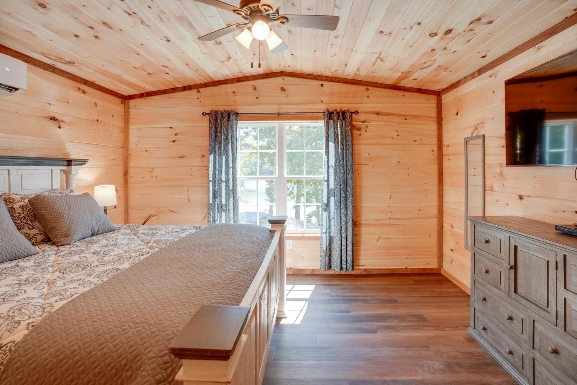 Lakeside Trenton Cabin On 7-Acre Property! Екстериор снимка